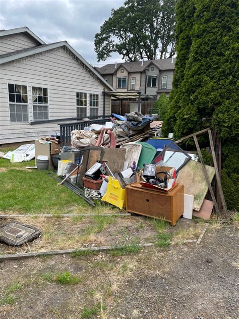 commercial junk removal beaverton or|JUNK THROW PROPERTY CLEANOUTS & JUNK REMOVAL.